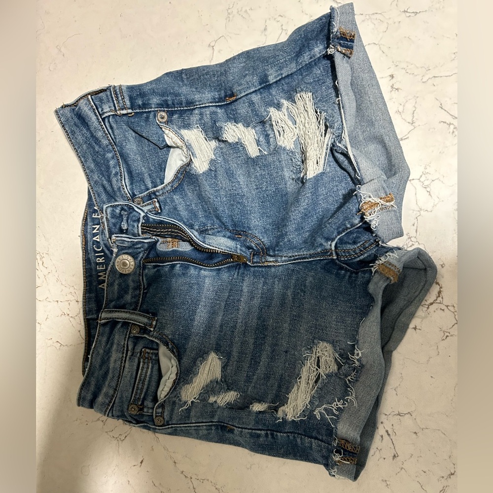 American eagle shorts size 4